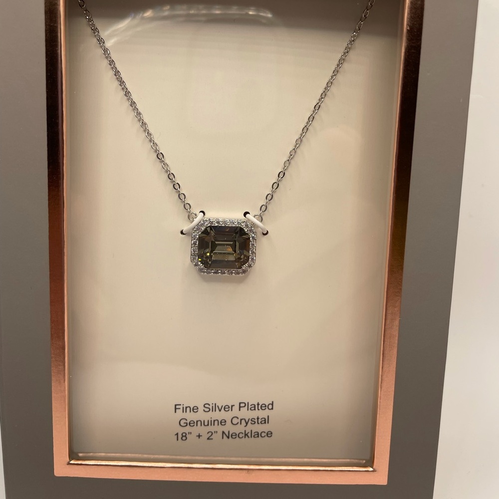 Believe by brilliance fine silver plated square genuine crystal 18”+ 2”necklace